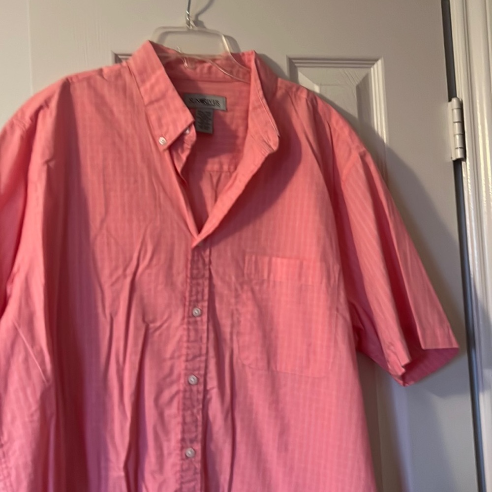 Sun River XXL. Pink and White pin stripe short sleeve dress shirt